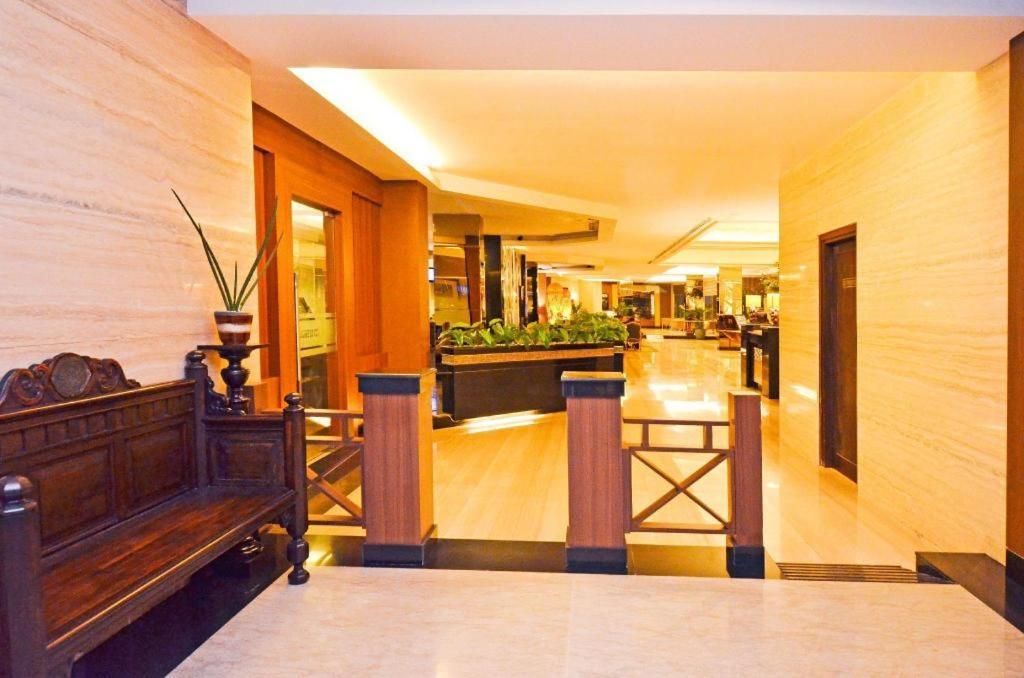 The Axana Hotel Padang  Exterior foto
