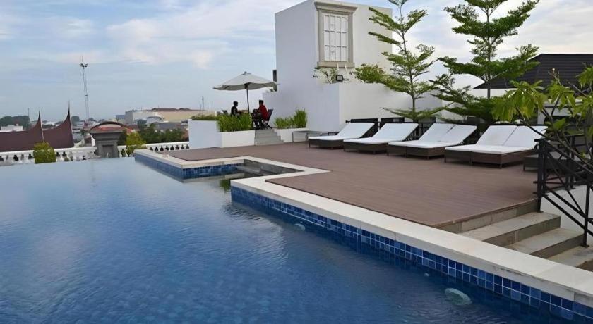The Axana Hotel Padang  Exterior foto