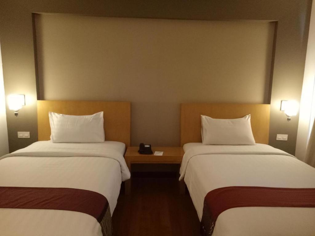 The Axana Hotel Padang  Exterior foto