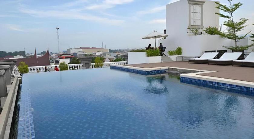 The Axana Hotel Padang  Exterior foto